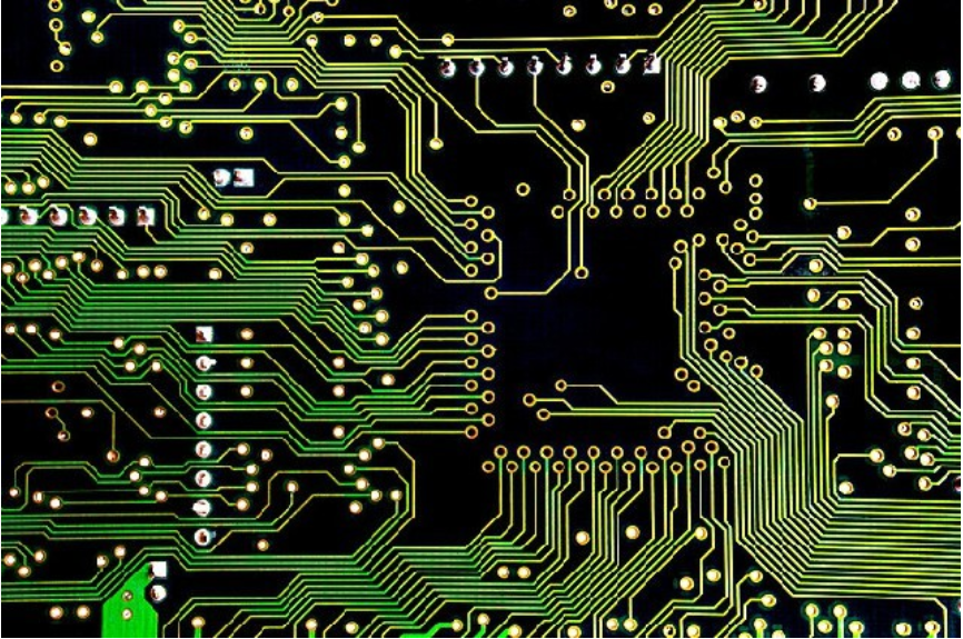 自己設(shè)計(jì) PCB 電路板，需要學(xué)習(xí)哪些科目？